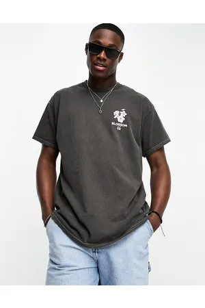 New Look T-shirt scuro con stampa a fiori