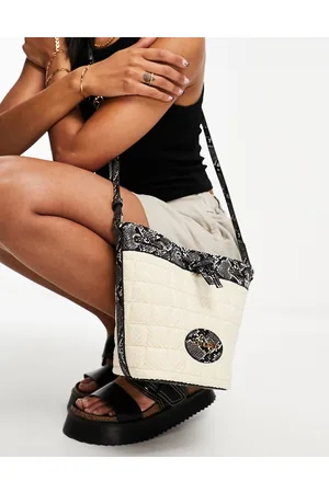 Moschino Borsa a secchiello in rafia naturale con motivo pitonato nero