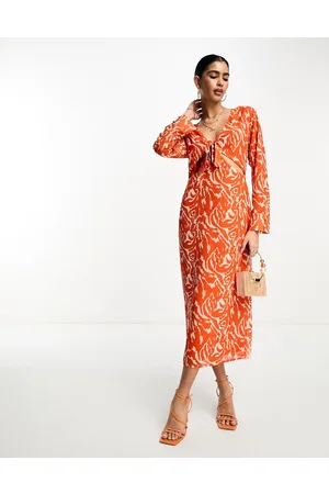 Pretty Lavish Vestito a maniche lunghe zebrato con allacciatura e gonna al polpaccio