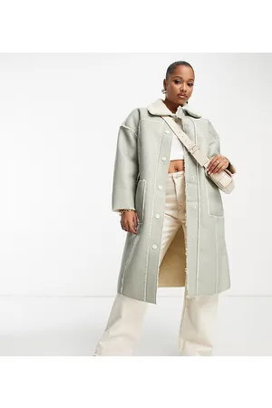 Urban Code Cappotto aviatore taglio lungo in similpelle PU salvia con finiture a contrasto color crema in pile borg