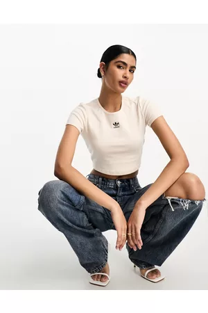 adidas Essential - T-shirt bianca corta a coste