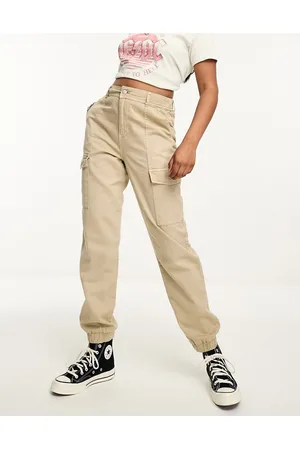 New Look Pantaloni cargo multitasche color pietra