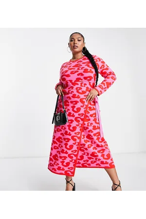 Never Fully Dressed Vestito midi a portafoglio in maglia rosa e rosso leopardato