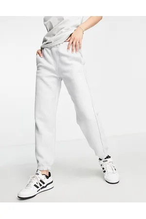 adidas Luxe - Joggers da casa in pile chiaro