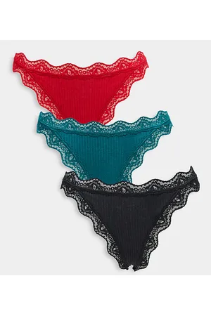 ASOS ASOS DESIGN Curve - Confezione da 3 perizomi in pizzo e tessuto a coste verde bosco, rossi e neri