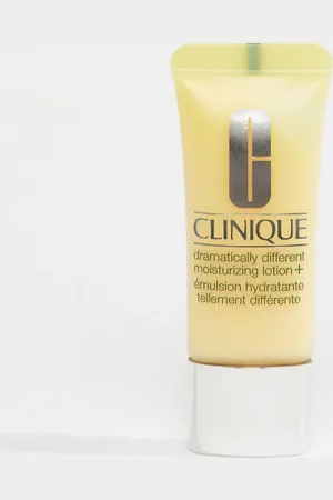 Clinique Dramatically Different - Mini lozione idratante 15 ml/5,{2} Floz
