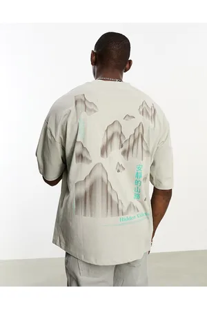 ASOS T-shirt oversize grigia con stampa sul davanti e stampa di montagne sul retro