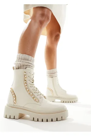 River Island Stivaletti color crema con dettaglio a catena