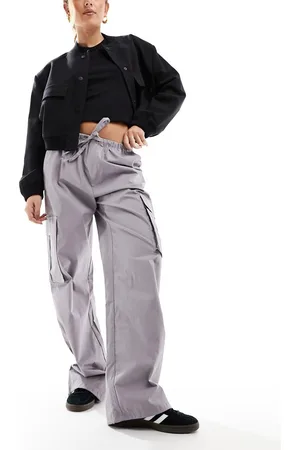 Pieces® Pantaloni grigi con tasche cargo
