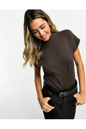 In wear Top a maniche corte accollato con cuciture a vista