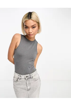 ASOS Body antracite con scollo a vogatore e dettagli applicati a caldo