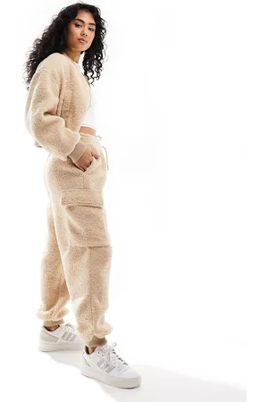 ASOS Joggers in pile borg effetto teddy color biscotto in coordinato
