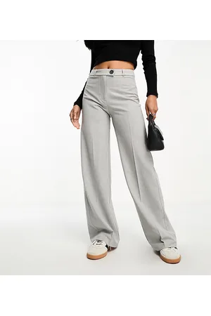 Bershka Petite - Pantaloni dad fit sartoriali extra larghi slavato a fondo ampio