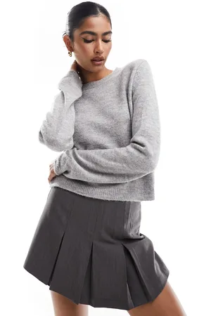 ASOS Maglione con spalline strutturate