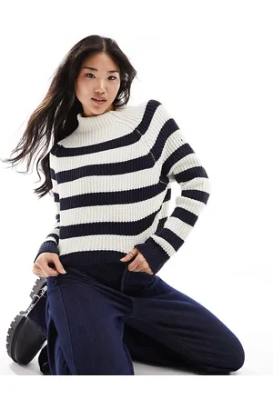 Bershka Maglione accollato spesso bianco e nero a righe