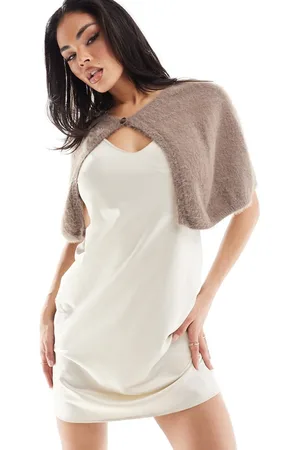 NA-KD Mantella beige in maglia lanuginosa con bottoni