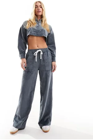 ASOS Pantaloni cargo in velluto a coste in coordinato