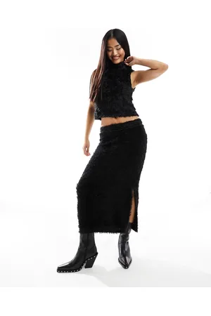 Pieces® Gonna midi in maglia soffice nera in coordinato