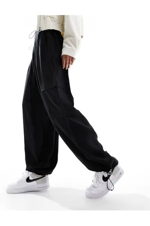 In wear Pantaloni ampi neri