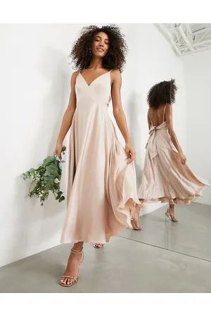 ASOS Vestito midi da damigella allacciato sul retro in raso color cipria