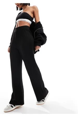 New Look Pantaloni con fondo ampio a coste neri