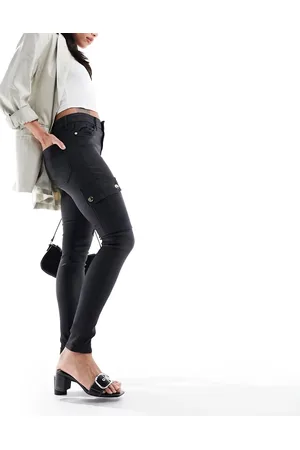 River Island Pantaloni cargo skinny neri spalmati