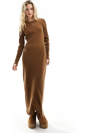 ASOS Vestito girocollo a maniche lunghe midi morbidissimo a coste color cioccolato
