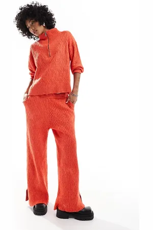 Native Youth Pantaloni in maglia spessa rossi in coordinato