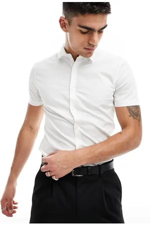 New Look Camicia attillata a maniche corte in popeline bianca
