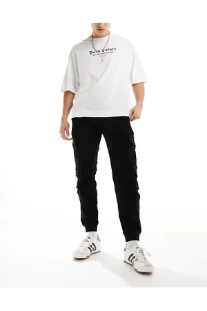 Bershka Pantaloni cargo neri con tasche a contrasto