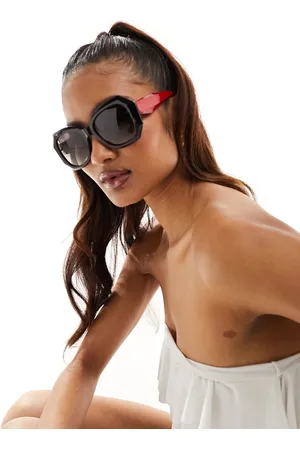 Jeepers Peepers Occhiali da sole neri con dettaglio rosso