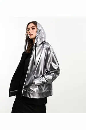 AllSaints In esclusiva x ASOS - - Chlo - Felpa con cappuccio e zip color canna di fucile in tessuto spalmato
