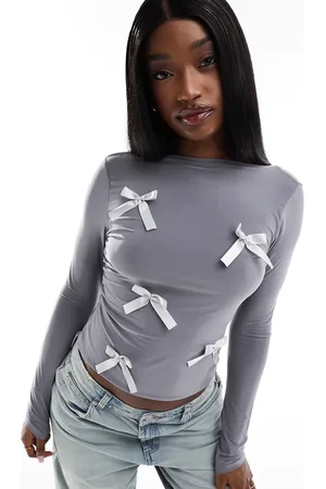 ASOS Top con scollo sul retro e fiocchi
