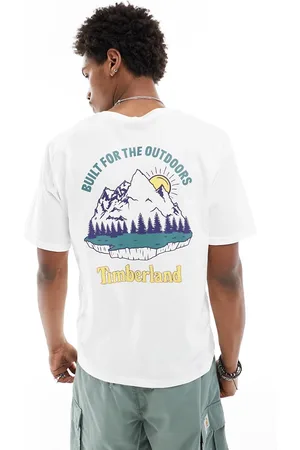 Timberland T-shirt oversize bianca con stampa di paesaggio di montagna sul retro