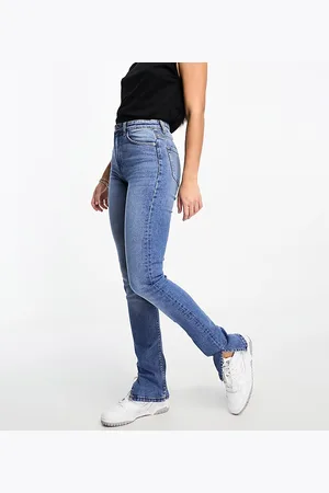 Bershka Tall - Jeans bootcut a vita alta lavaggio scuro