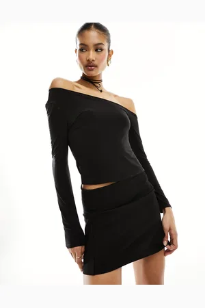 Fashionkilla Top sinuoso con spalle scoperte e laccetti al collo