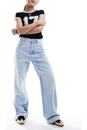 Stradivarius Fluid - Jeans a fondo ampio lavaggio chiaro