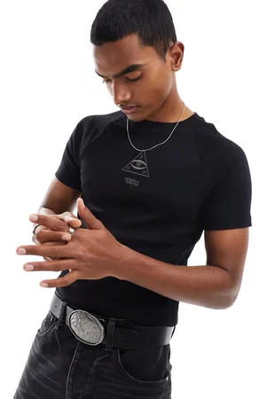 ASOS T-shirt attillata a coste nera con ricamo di stella