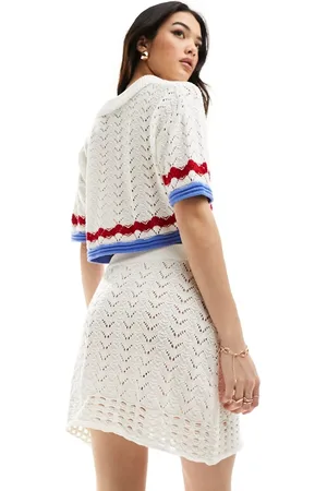 ASOS Gonna corta svasata in maglia bianca testurizzata con cuciture
