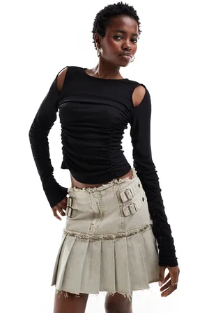 COLLUSION Top a maniche lunghe con cut-out sulle spalle