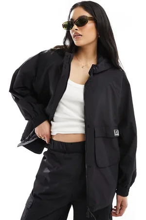 EA7 Armani - - Giacca a vento con cappuccio e zip in nylon nera con logo in coordinato