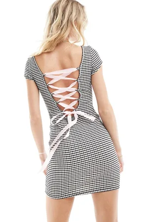 Miss Selfridge Vestito corto a quadretti allacciato sulla schiena