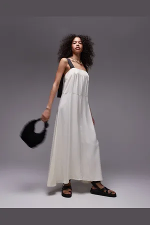 Topshop Vestito midi premium stile grembiule color avorio in twill satinato con cuciture a contrasto