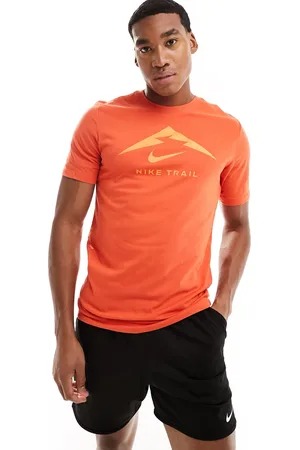 Nike Trail Dri-FIT - T-shirt bruciato con stampa grafica