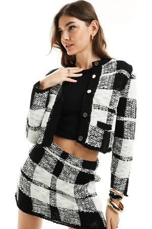 Miss Selfridge Cardigan in maglia bouclé