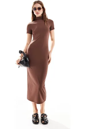 New Look Vestito midi a collo alto sinuoso