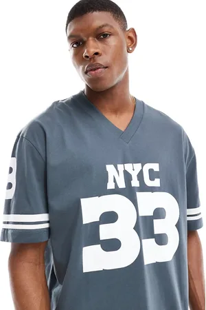 ASOS T-shirt oversize antracite con scollo a V e stampa sportiva “NYC” sul davanti