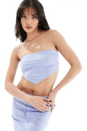 Bershka Top con fondo a punta a righe in coordinato