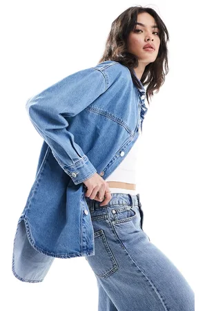 Bershka Camicia di jeans taglio lungo oversize medio