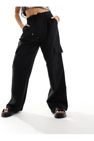 Stradivarius Pantaloni sartoriali neri stile cargo
